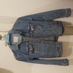 NWT Jean Jacket Light Wash Denim